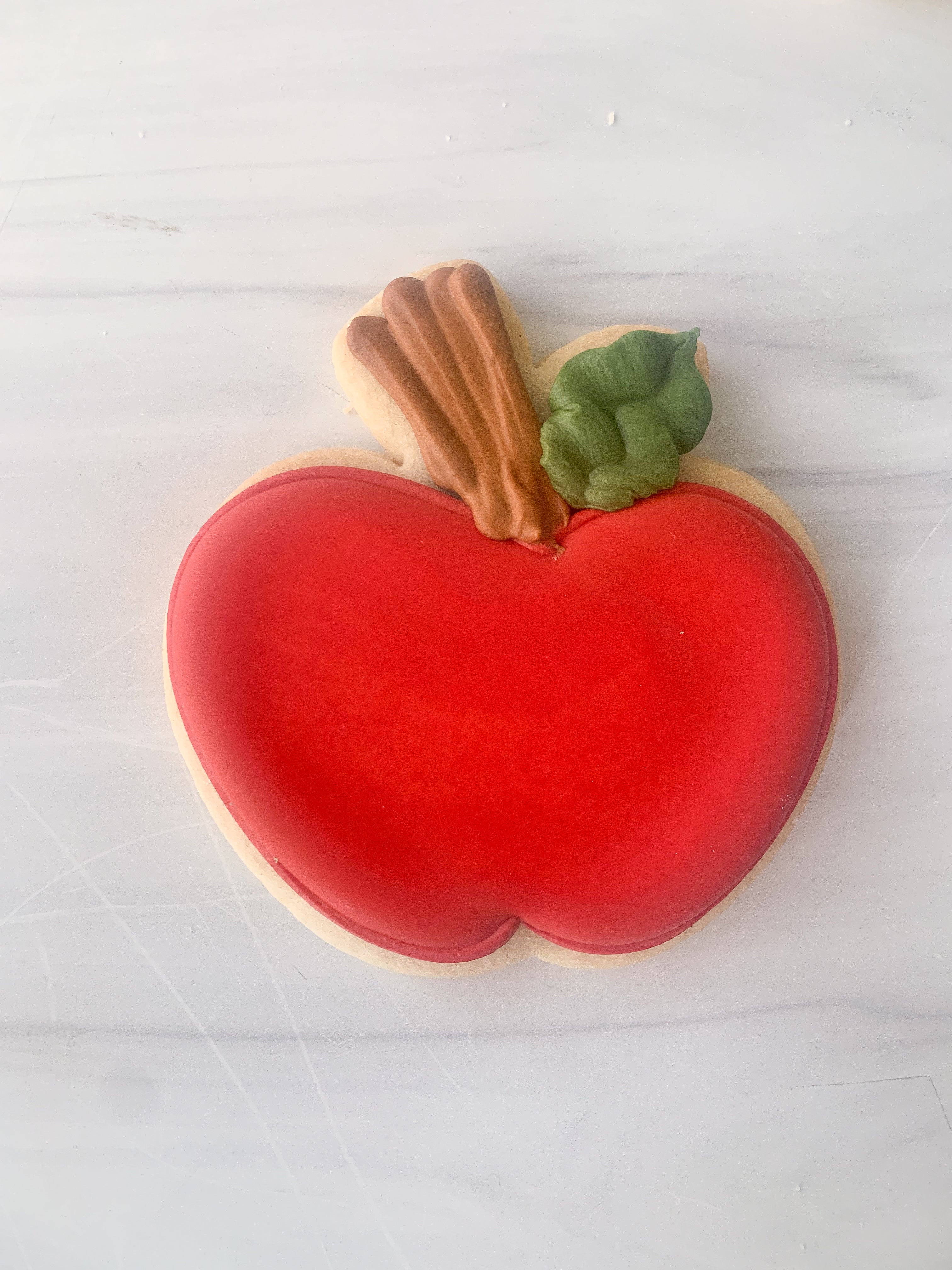 Apple (1)